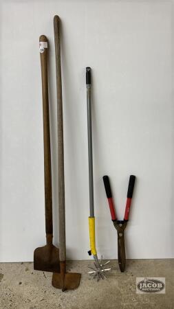 GARDEN TOOL LOT