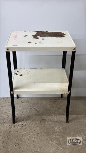 METAL UTILITY STAND THAT NEEDS REPAINTING