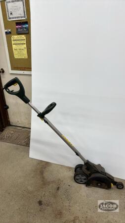 YARDWORKS ELECTRIC SIDEWALK EDGER