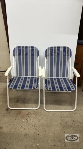 (2) METAL FOLDING LAWN CHAIRS