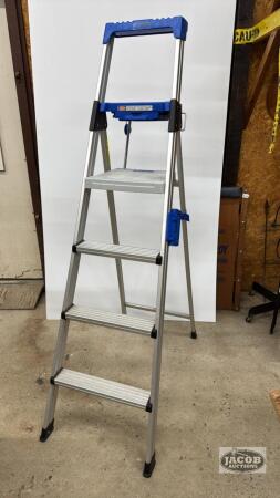 COSCO 4FT PLATFORM STEP LADDER
