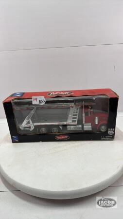 PETERBILT 379 CAR HAULER STRAIGHT TRUCK