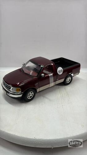 1997 FORD F-150 XLT