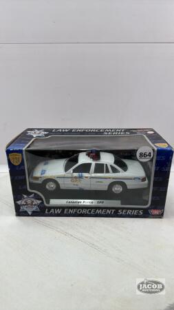 OPP AURORA FORD CROWN VICTORIA