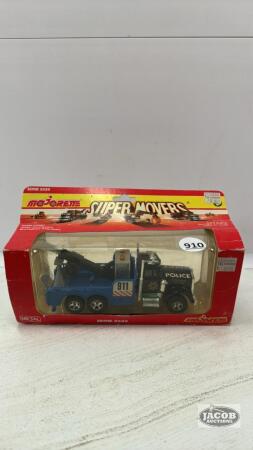 POLICE TOW TRUCK