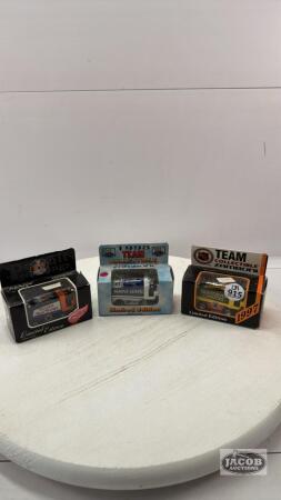 (3) ZAMBONI'S