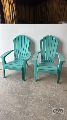 (2) PLASTIC LAWN CHAIRS
