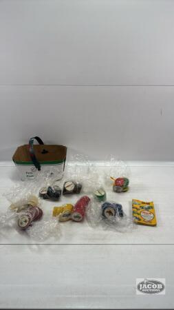 QUANTITY OF PLASTIC JELL-O CAR COINS