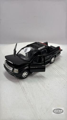 2002 CADILLAC ESCLADE EXT