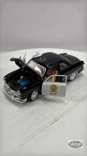 1949 FORD POLICE CAR