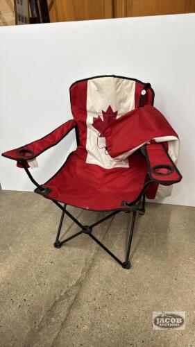 (1) CANADA FLAG FOLDING LAWN CHAIR
