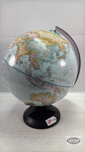PLASTIC WORLD GLOBE