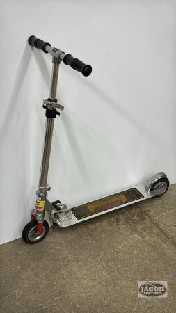 "BIG DADDY" FOLDING KIDS SCOOTER