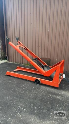 PNEUMATIC LIFT