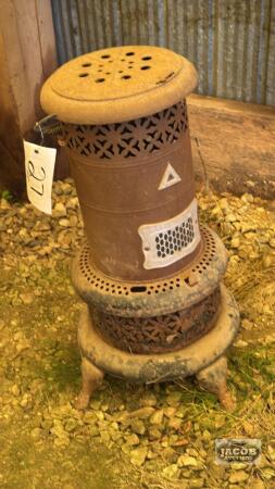 VINTAGE PERFECTION OIL HEATER