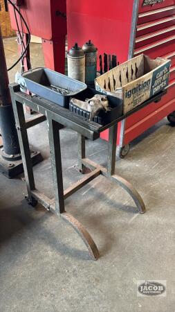 METAL STAND WITH QUANTITY OF DRILL BITS