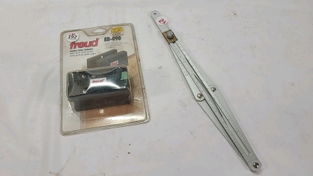 Angle Finder and Freud Double Edge Trimmer