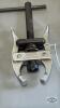 SNAP-ON BATTERY TERMINAL PULLER - 2