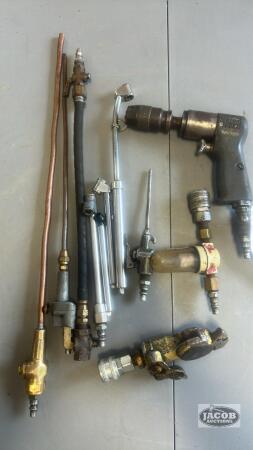 PNEUMATIC ACCESSORIES LOT
