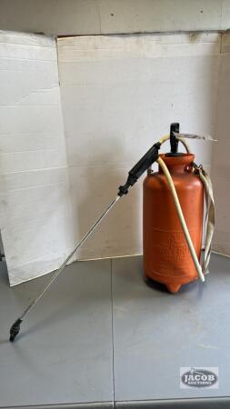 ROOT LOWELL 3 GALLON HAND SPRAYER
