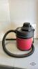 4 GALLON SHOP VAC - 3