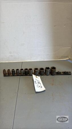 11 SNAP-ON SAE IMPACT SOCKETS
