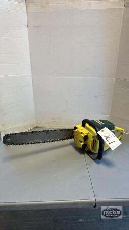 PIONEER P26 CHAINSAW