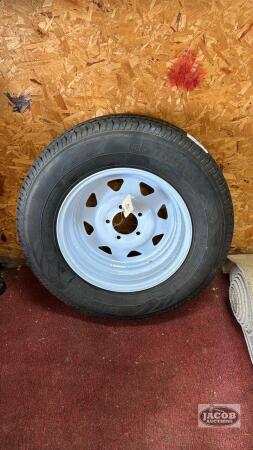 NEW GALLANT TRAILER TIRE ON RIM