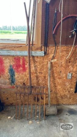 WOODEN HAY FORK AND VINTAGE WOODEN SLEDGE