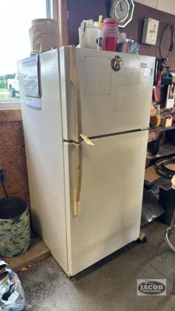MAYTAG SHOP FRIDGE