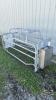 FARROWING CRATE WITH STAINLESS STEEL FEEDER