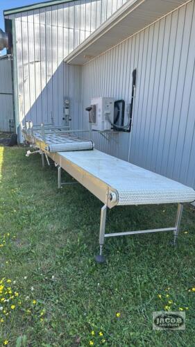 30FT OF 31.5IN CONVEYOR WITH ELECRIC MOTORS