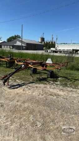 KUHN GA300GT ROTARY HAY RAKE