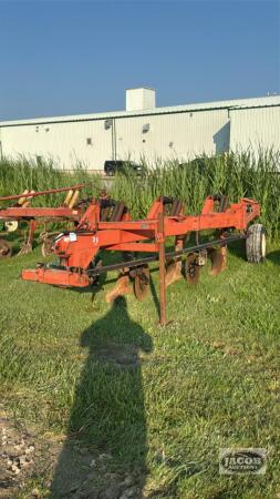 SALFORD 2000 3-FURROW SEMI-MOUNT PLOW