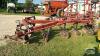 INTERNATIONAL 720 5-FURROW SEMI-MOUNT PLOW - 2
