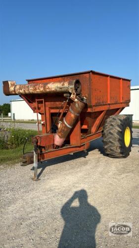 UFT 400BU GRAIN BUGGY