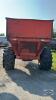 UFT 400BU GRAIN BUGGY - 4