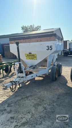 WILLMAR 4T TANDEM PTO FERTILIZER SPREADER