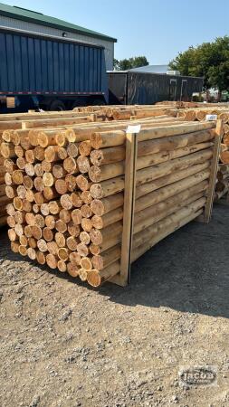 90 - 4IN X 8FT CEDAR POSTS