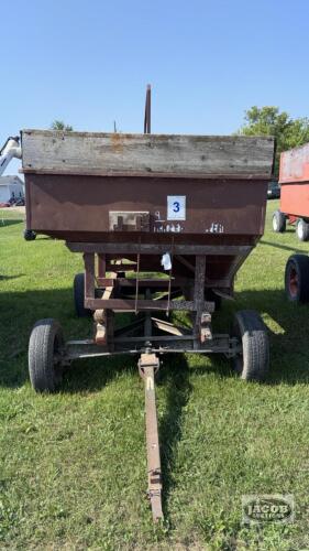 APPROX. 175BU GRAVITY WAGON