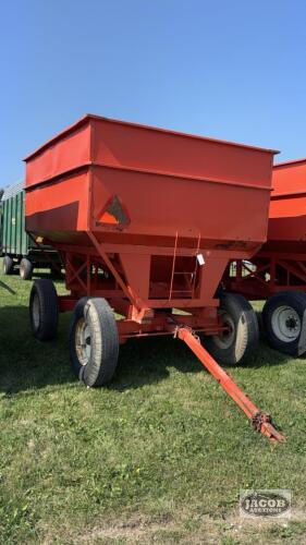 BRUNS 375BU GRAVITY WAGON