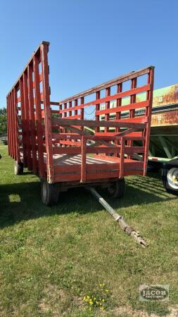 HANSON & LOCHLAN 8FT X 20FT BALE THROWER WAGON