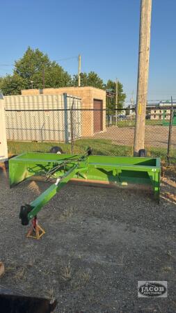 TRAIL TYPE 10FT BOX BLADE WITH HYDRAULIC TRANSPORT
