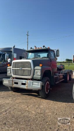 1988 FORD L9000 TANDEM DIESEL TRUCK