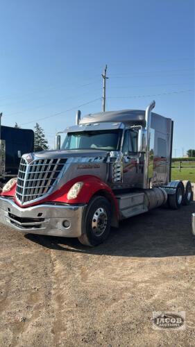 2011 INTERNATIONAL LONESTAR TANDEM TRUCK