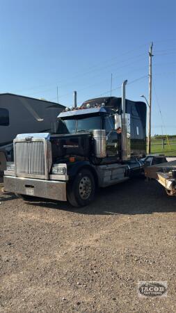 2011 WESTERN STAR 4900 TANDEM TRUCK