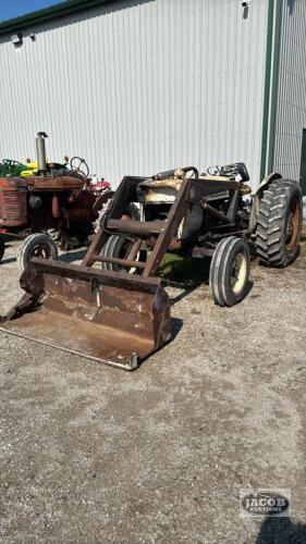 DAVID BROWN 880 SELECT-O-MATIC DIESEL TRACTOR