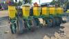 JOHN DEERE 7200 16 ROW CONSERVATION PLANTER - 8
