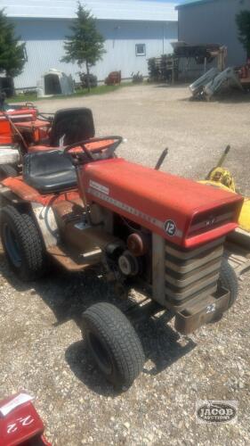 MASSEY FERGUSON 12 HYDRA SPEED GARDEN TRACTOR