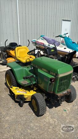 JOHN DEERE 322 HYDRO RIDING MOWER